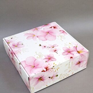 Коробка розовые цветы 20*20*7