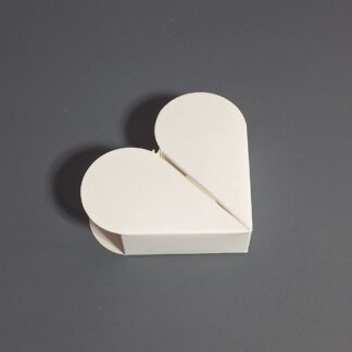 Коробка сердце белая 10х9х2,5
