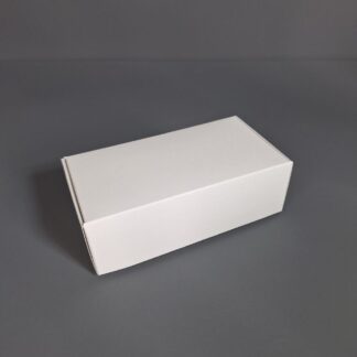 Коробка белые 16,5х9х5,5 см