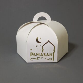 Коробка белая юрта Рамазан 15*15*10 см