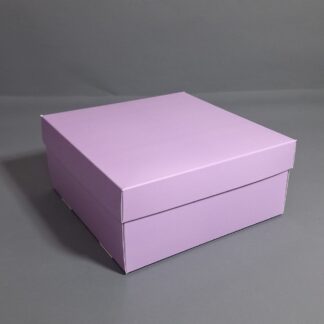 Коробка лавандовая 18х18х8 см