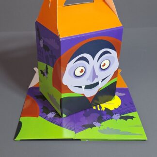 Коробка Halloween дракула 12*10*15 см