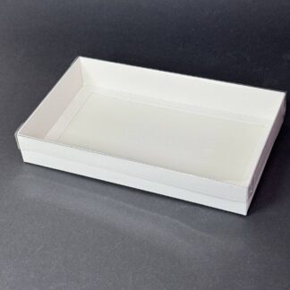 Коробка Белая 25*15*4 см