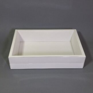 Коробка Белая 30*19,5*7 (28*17,5*7) см